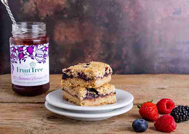 Summer Berries Crumble Oat Bar